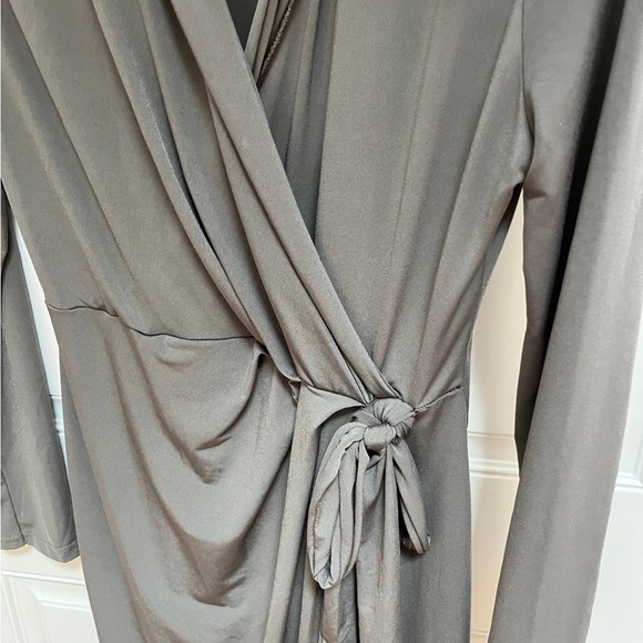 Boohoo midi faux wrap dress size 10 green - Picture 2 of 4